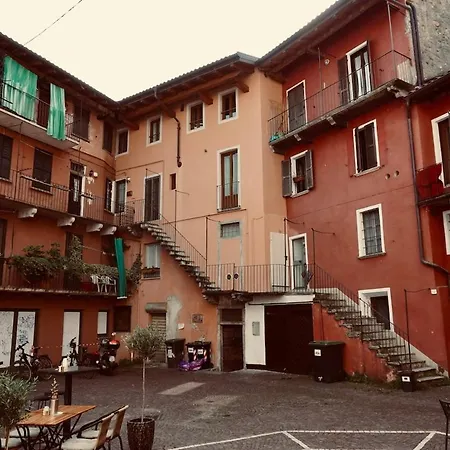 San Vittore 25 - In The Heart Of Intra Appartement Verbania